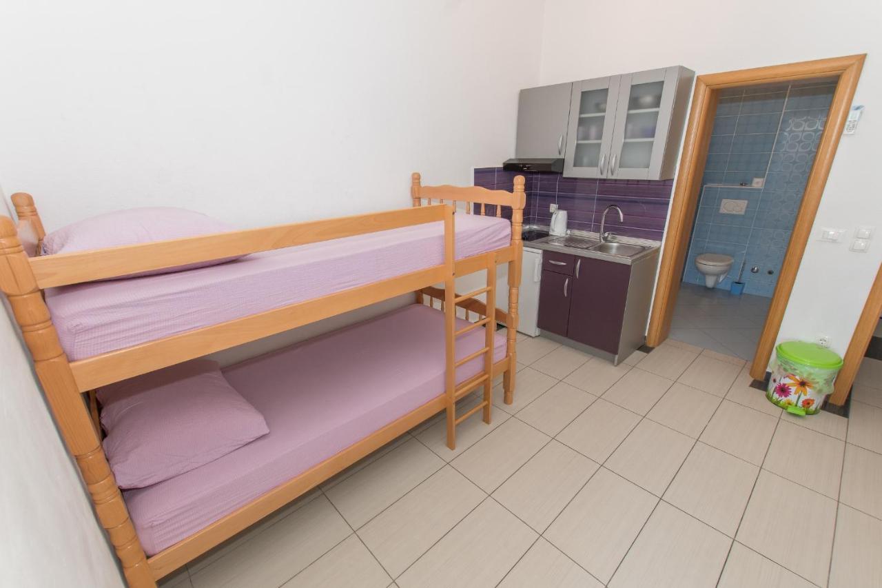 Studio Apartments Zloic In Krvavica Exteriör bild