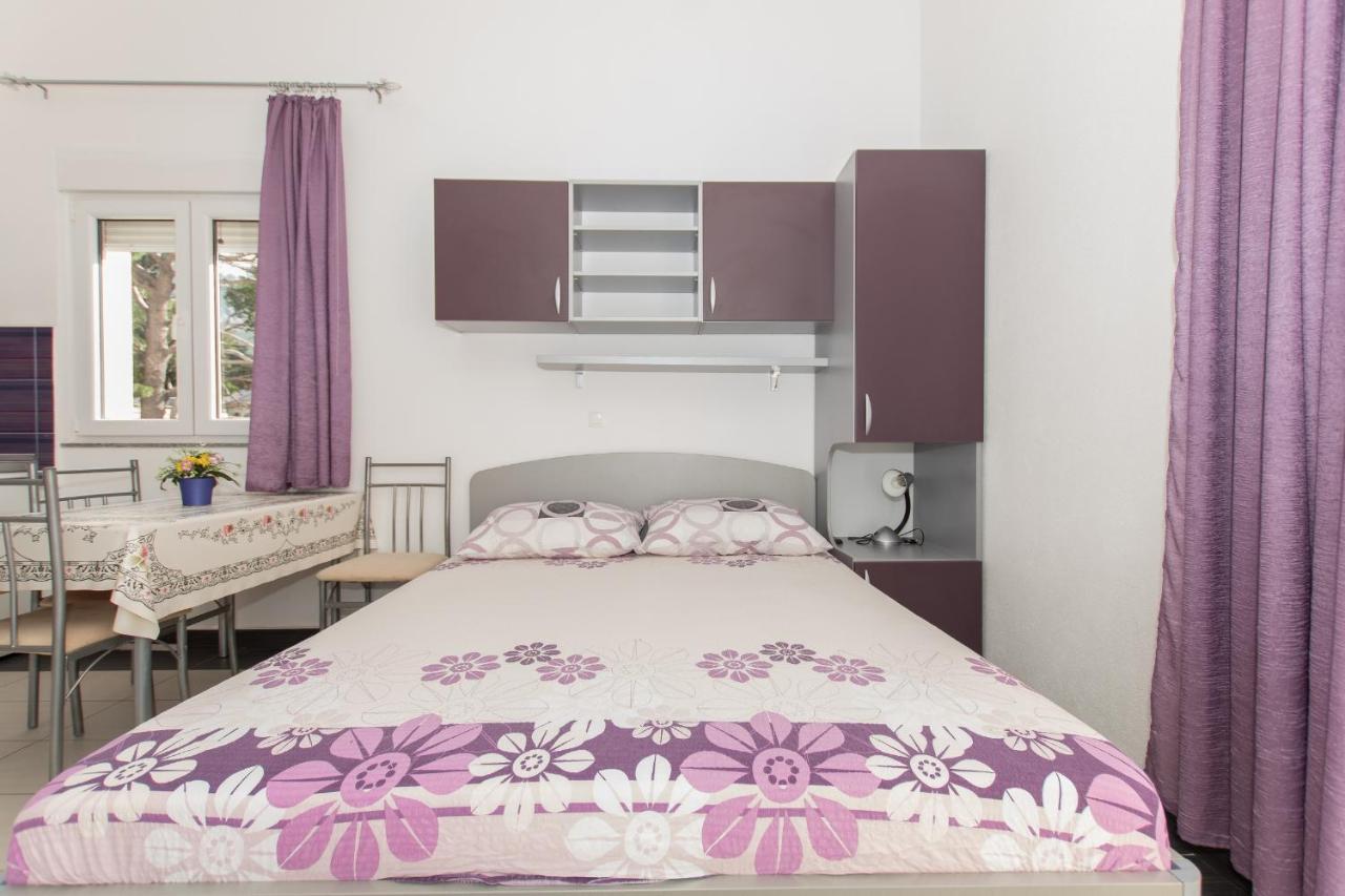 Studio Apartments Zloic In Krvavica Exteriör bild